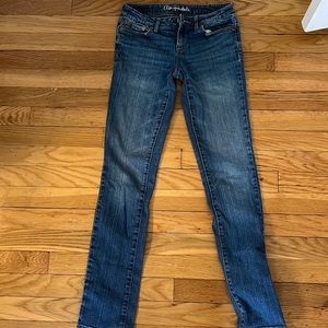 Low rise skinny jeans